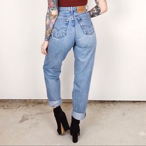 Vintage Levi's 551 High Rise 10 Relaxed Fit Jeans